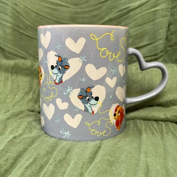 Disney Lady & the Tramp Heart Handle Mug NWT - Picture 3 of 5